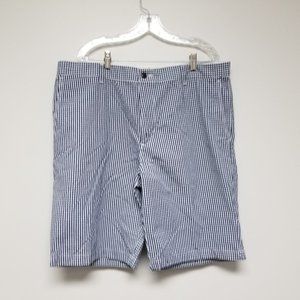 Dockers Men's Navy Blue and White Plaid Shorts